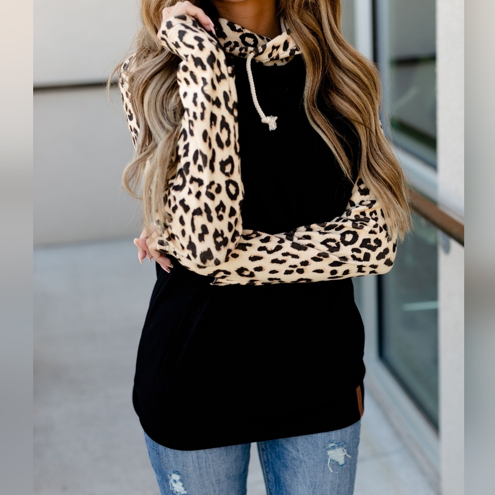 Black and leopard double hoodie - Ampersand avenue